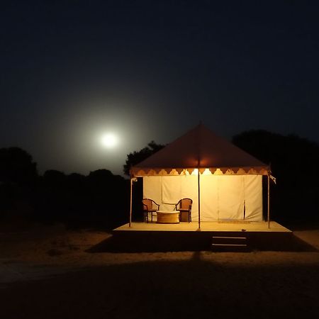 Damodra Desert Camp Джайсалмер Екстериор снимка